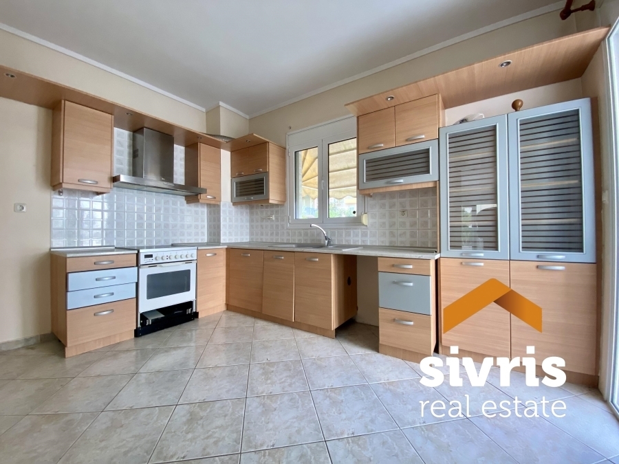(For Sale) Residential Maisonette || Thessaloniki Suburbs/Thermaikos - 210 Sq.m, 5 Bedrooms, 280.000€ 
